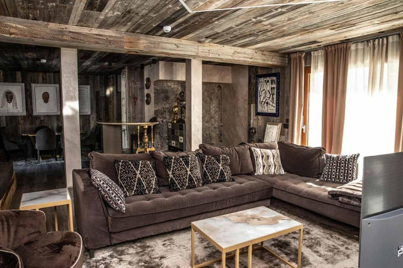 Art Hotel Grivola 布勒伊-切尔维尼亚 外观 照片