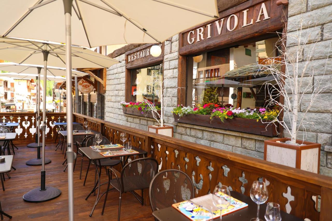 Art Hotel Grivola 布勒伊-切尔维尼亚 外观 照片