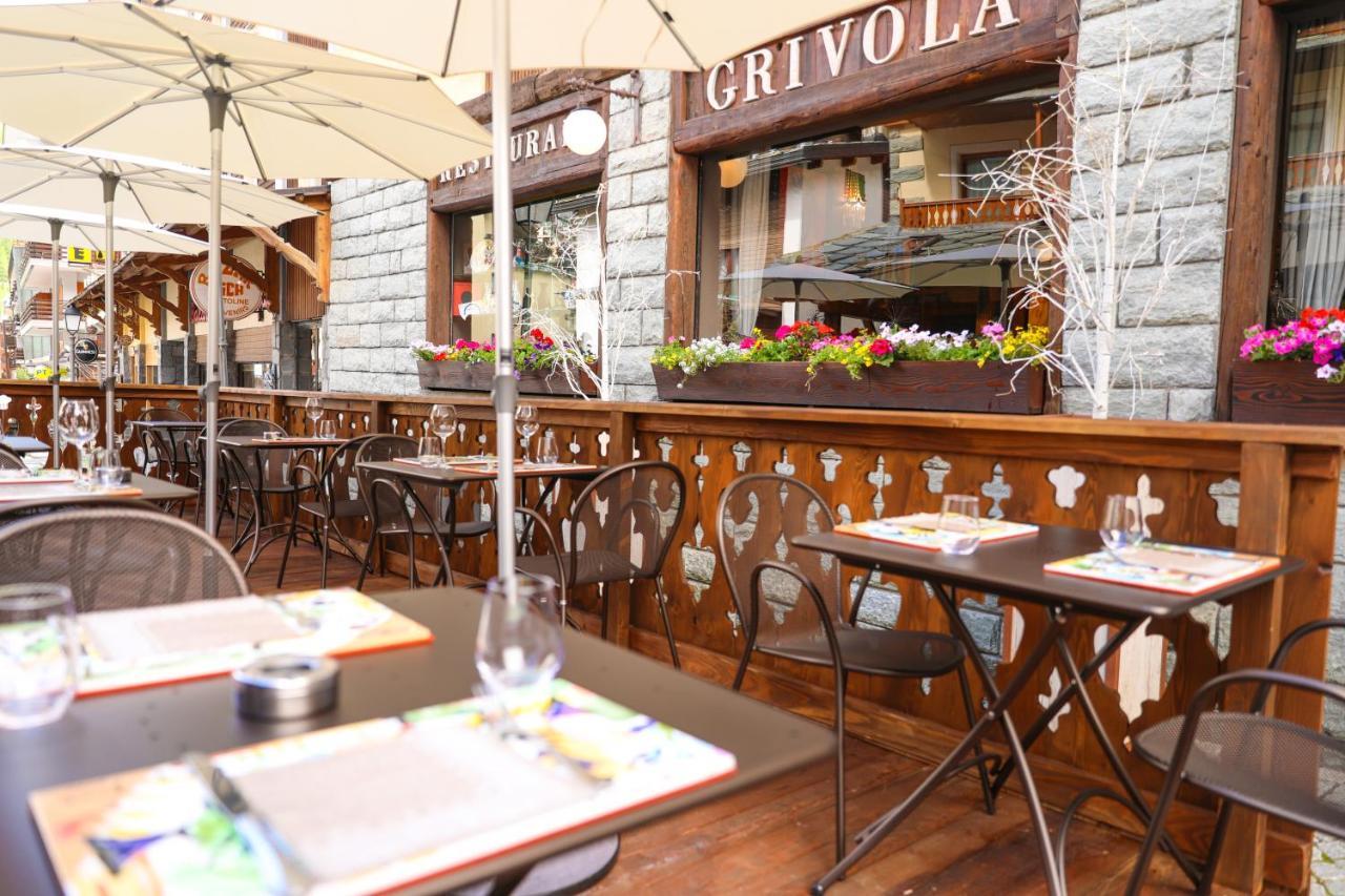 Art Hotel Grivola 布勒伊-切尔维尼亚 外观 照片