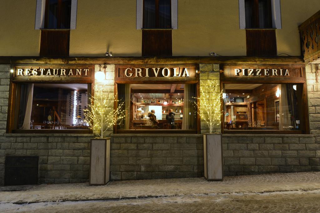 Art Hotel Grivola 布勒伊-切尔维尼亚 外观 照片